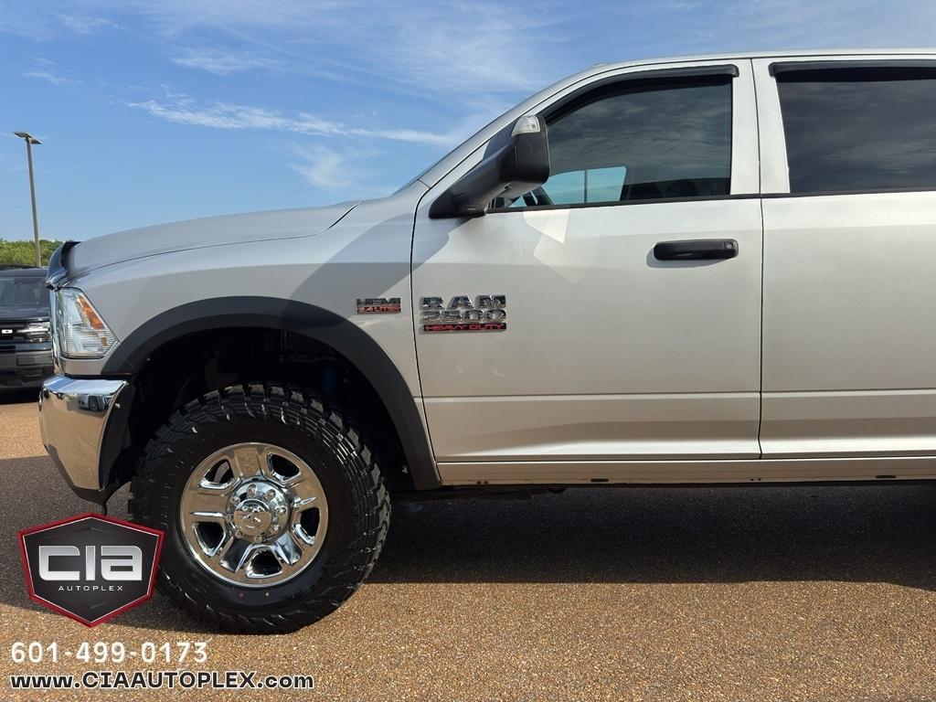 RAM 2500 Tradesman 4x4 Crew Cab 6'4" Box 2018