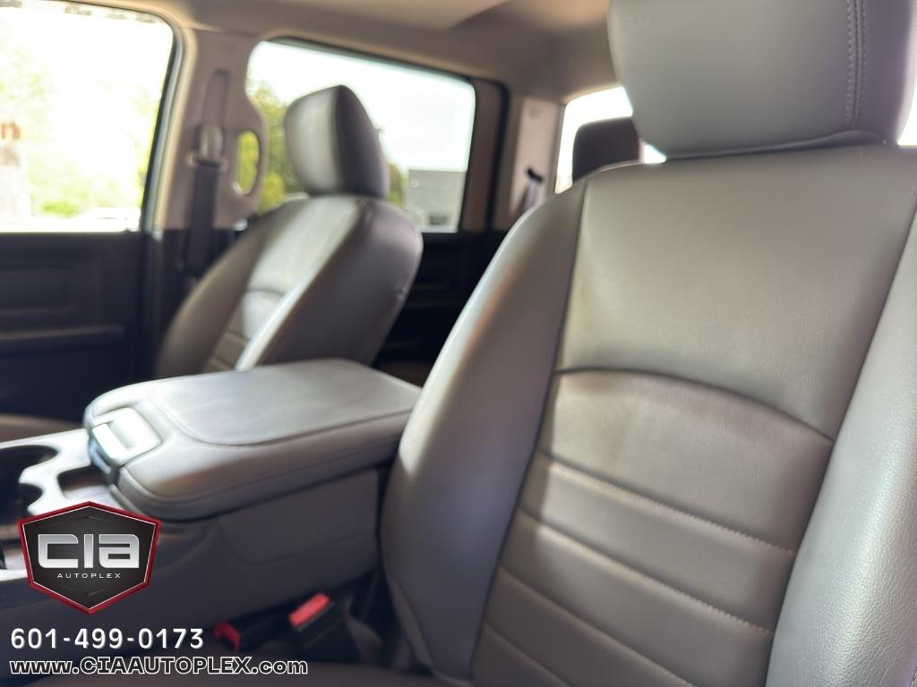 RAM 2500 Tradesman 4x4 Crew Cab 6'4" Box 2018