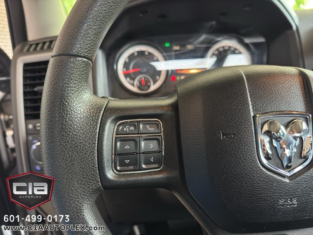 RAM 2500 Tradesman 4x4 Crew Cab 6'4" Box 2018