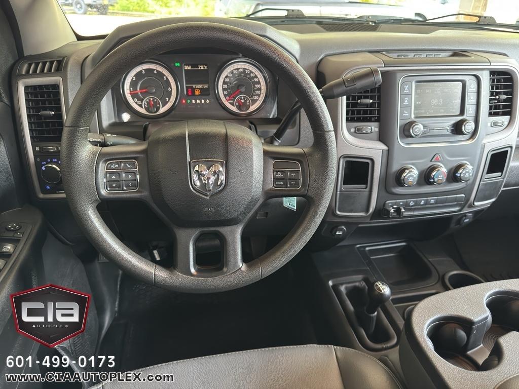 RAM 2500 Tradesman 4x4 Crew Cab 6'4" Box 2018