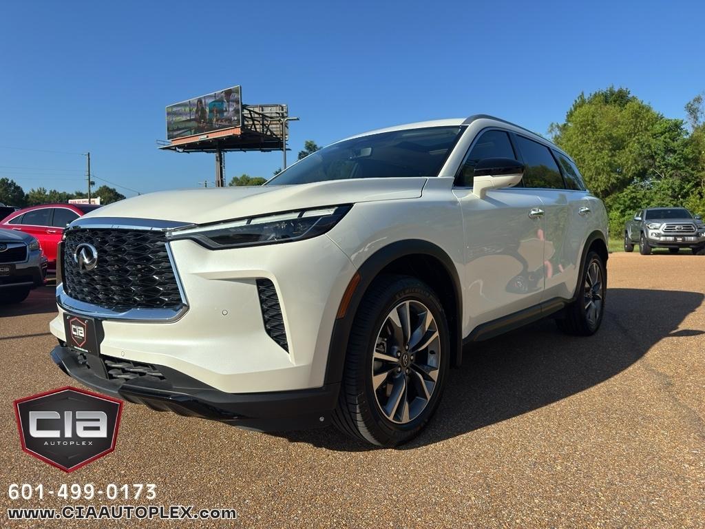Infiniti QX60 LUXE FWD 2023