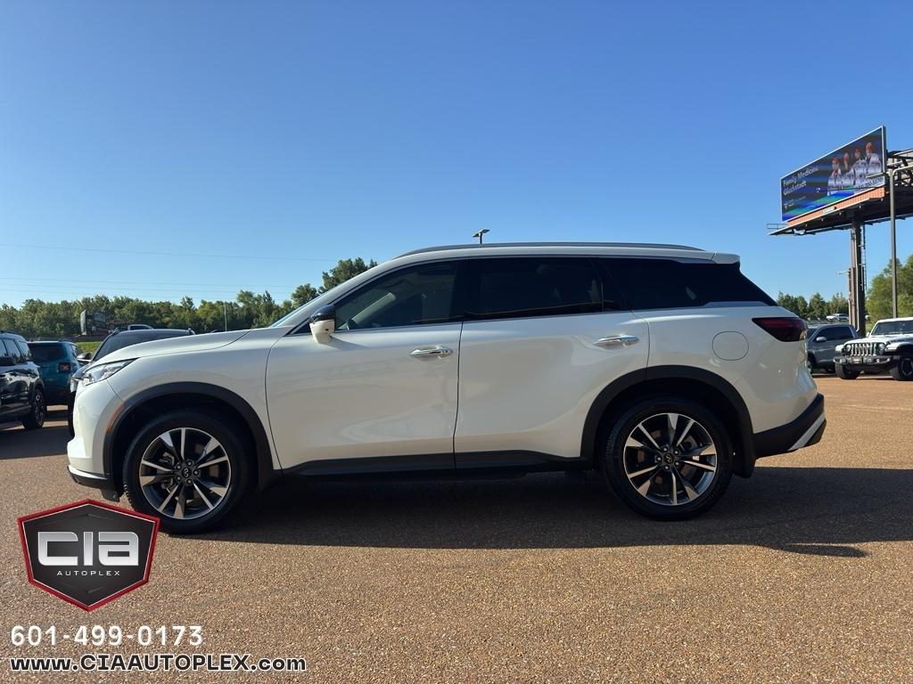 Infiniti QX60 LUXE FWD 2023