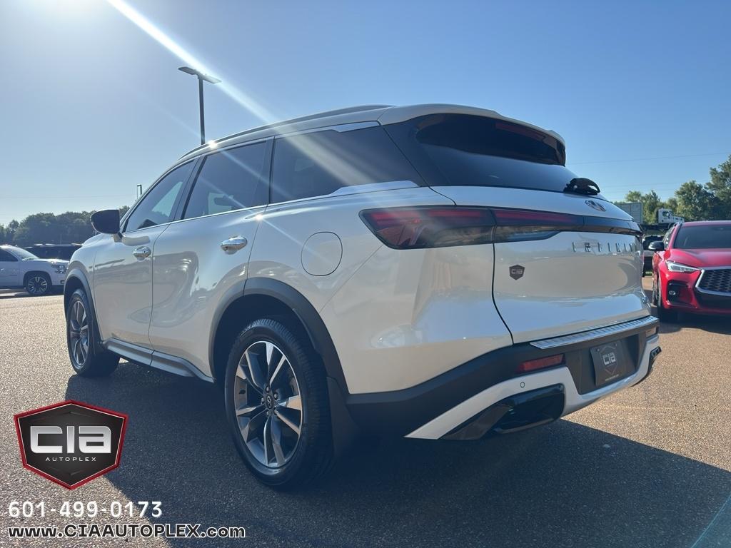 Infiniti QX60 LUXE FWD 2023