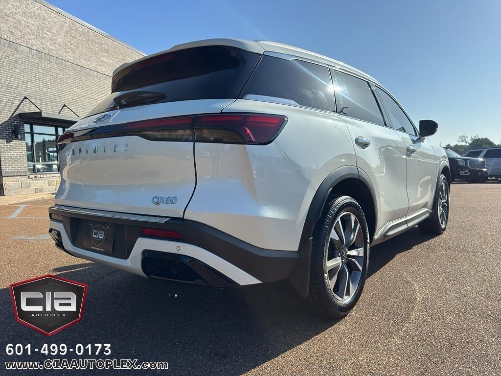 Infiniti QX60 LUXE FWD 2023