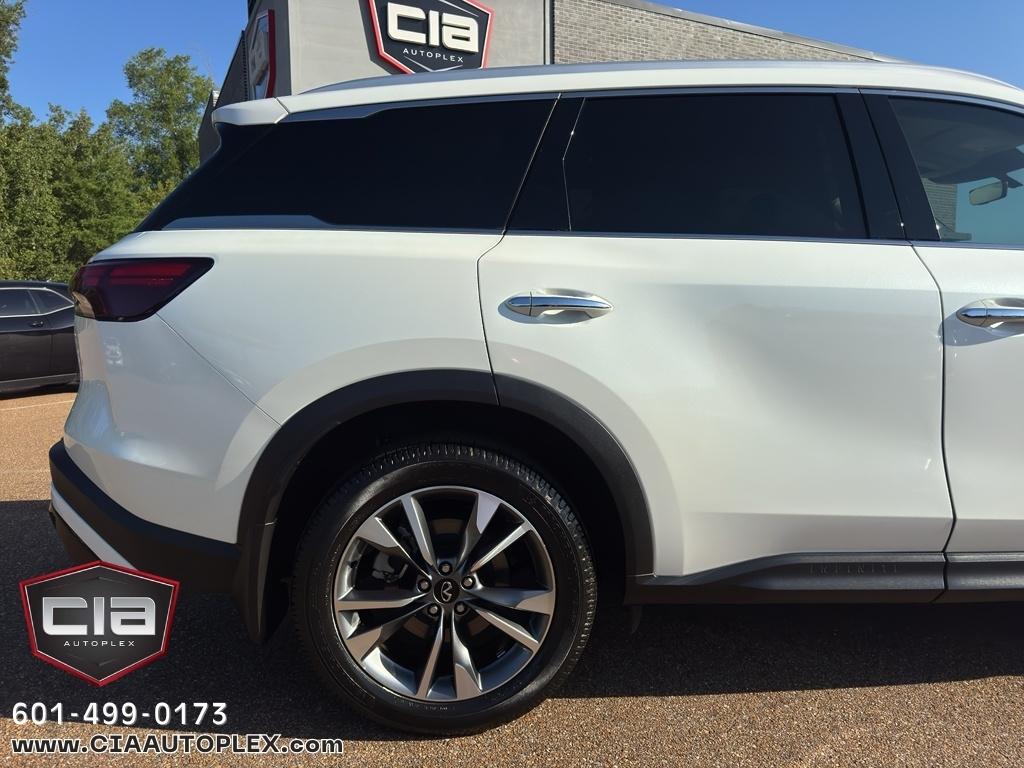 Infiniti QX60 LUXE FWD 2023