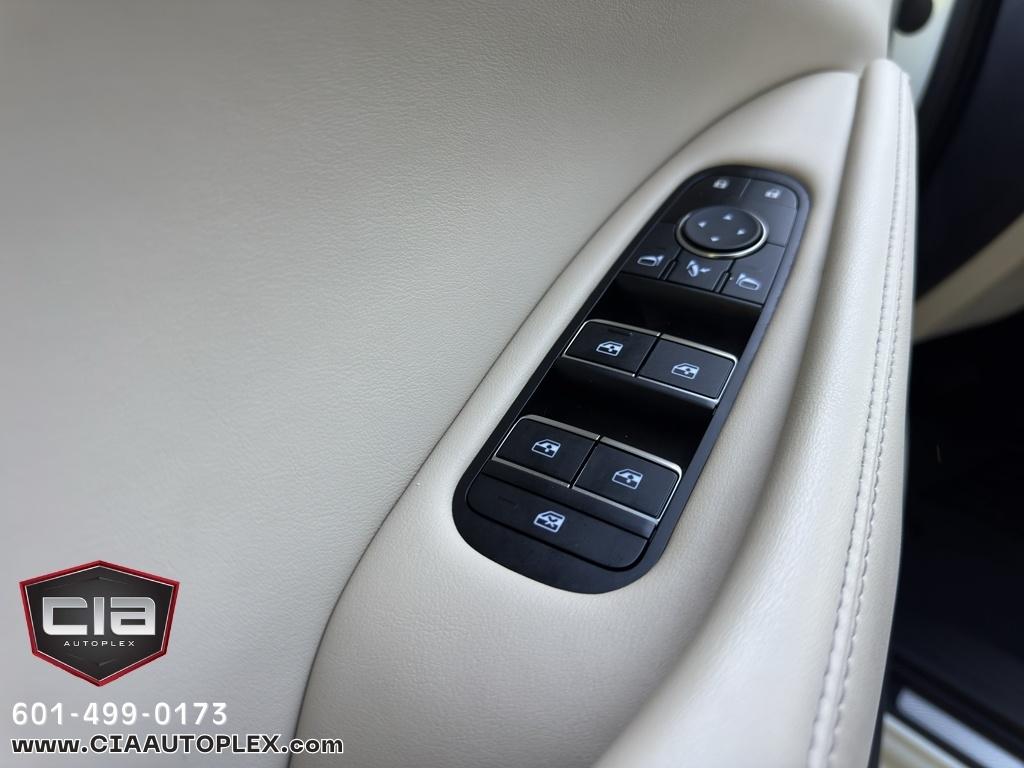 Infiniti QX60 LUXE FWD 2023