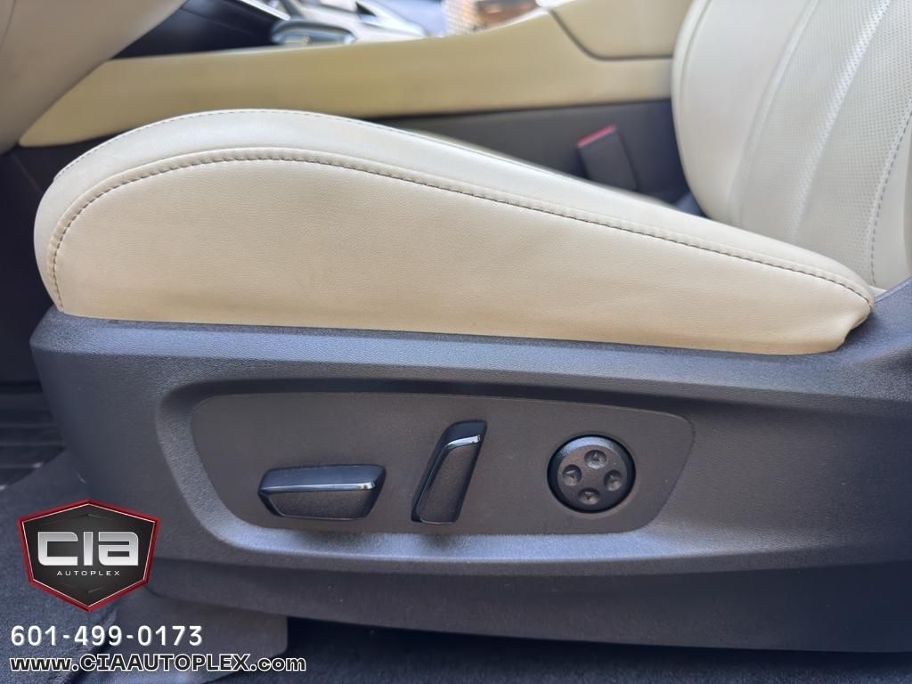 Infiniti QX60 LUXE FWD 2023