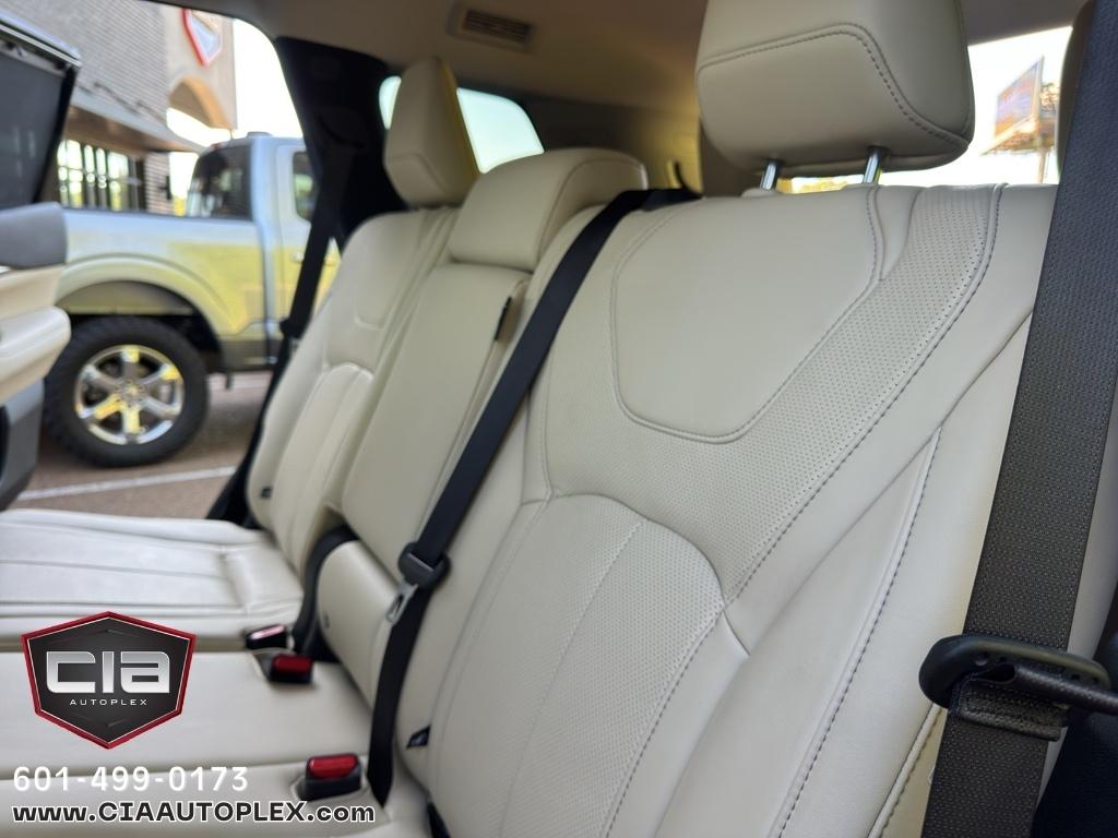 Infiniti QX60 LUXE FWD 2023