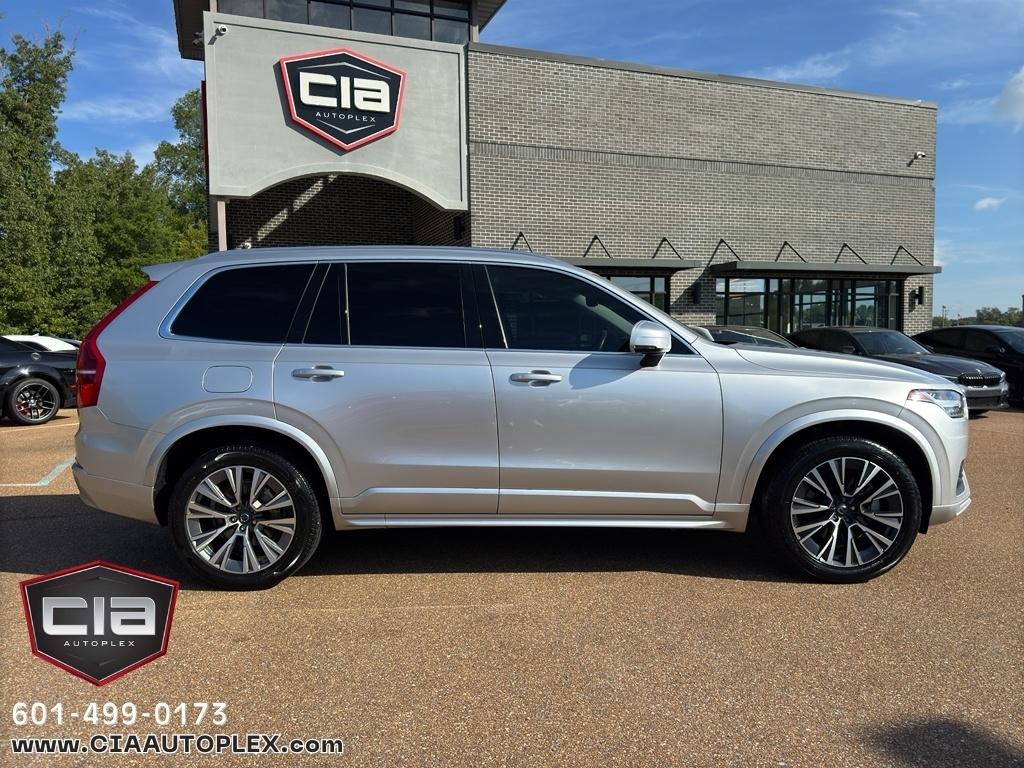Volvo XC90 T5 FWD Momentum 7P 2022