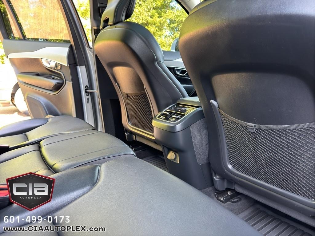 Volvo XC90 T5 FWD Momentum 7P 2022