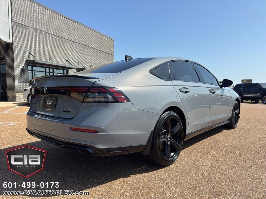 Honda Accord Hybrid Sport-L Sedan 2023