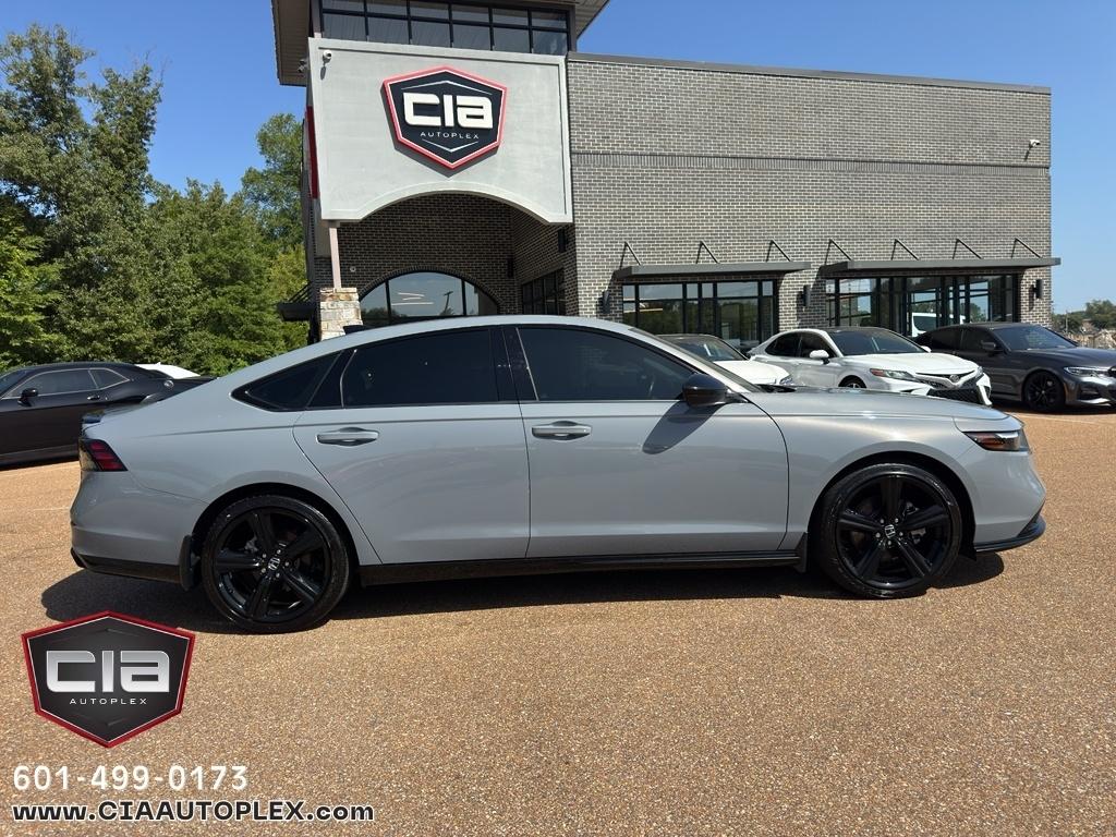Honda Accord Hybrid Sport-L Sedan 2023