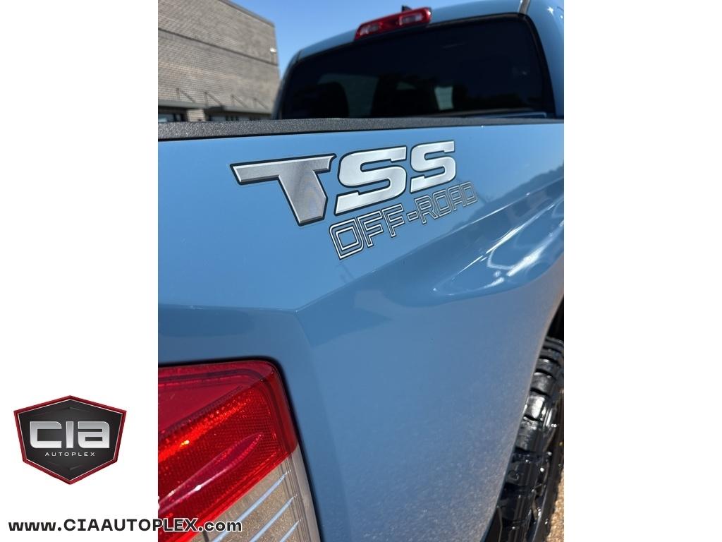Toyota Tundra 4WD TRD Pro CrewMax 5.5' Bed 5.7L (Natl) 2021
