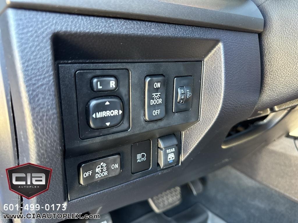 Toyota Tundra 4WD TRD Pro CrewMax 5.5' Bed 5.7L (Natl) 2021