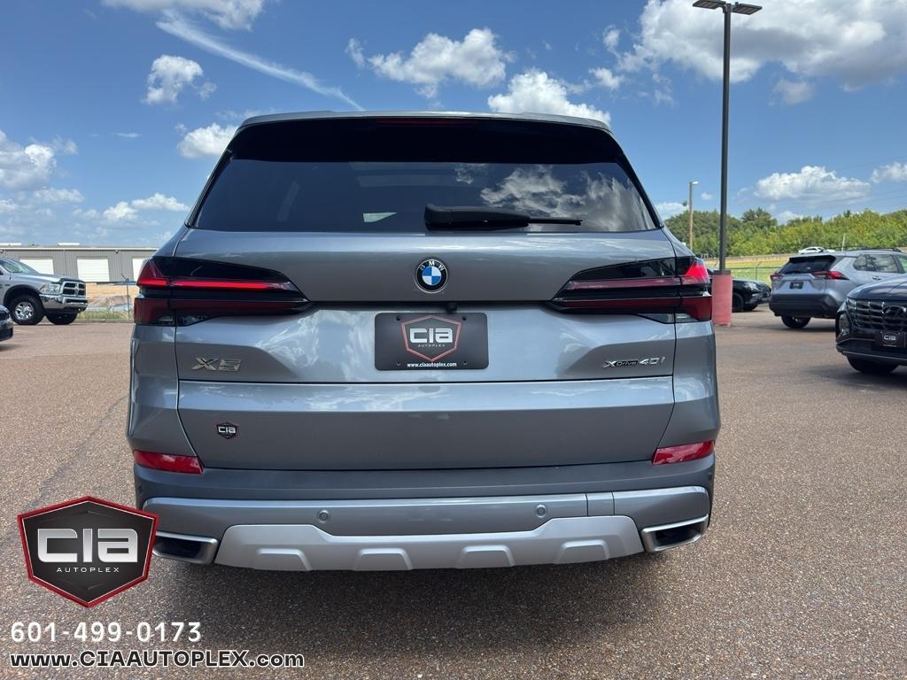 BMW X5 xDrive40i Sports Activity Vehicle 2024