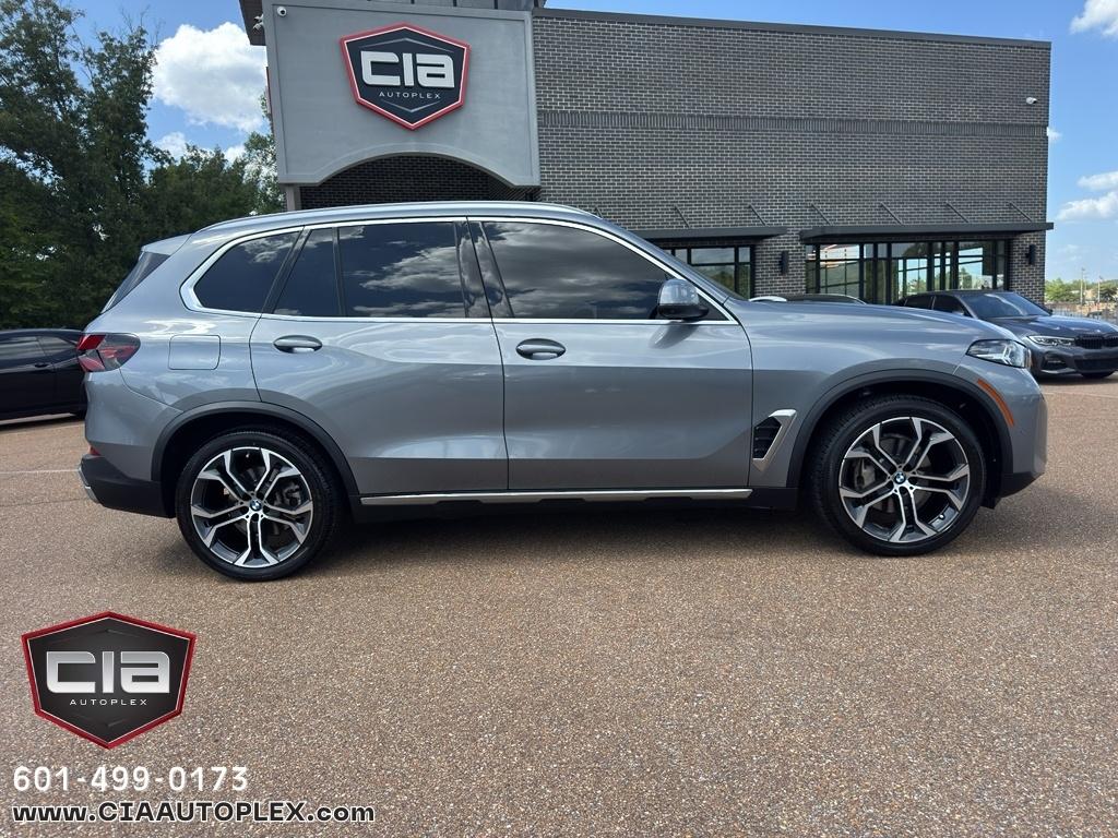 BMW X5 xDrive40i Sports Activity Vehicle 2024