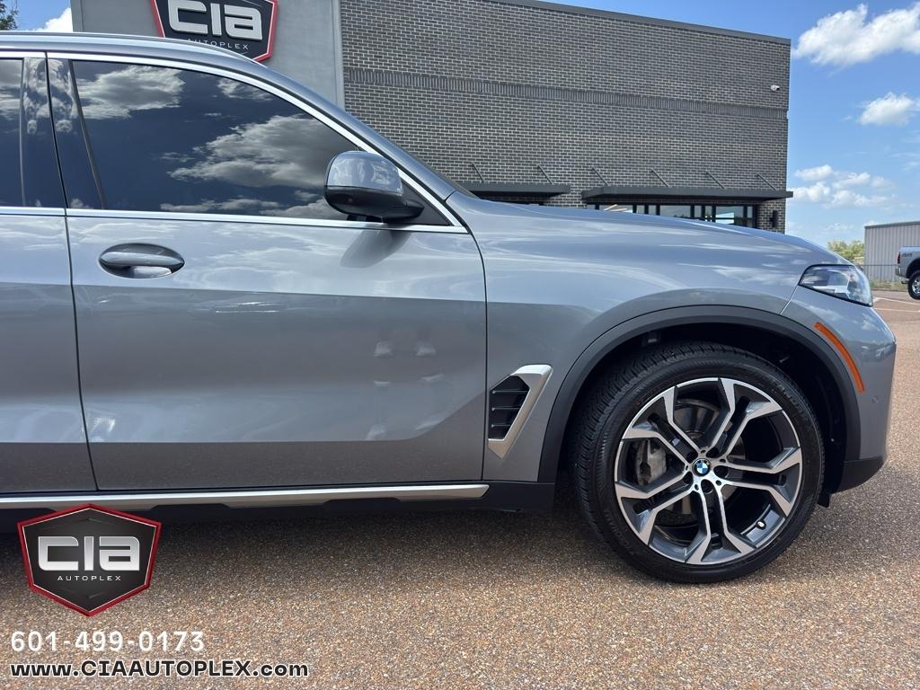 BMW X5 xDrive40i Sports Activity Vehicle 2024