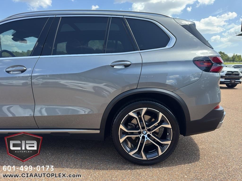 BMW X5 xDrive40i Sports Activity Vehicle 2024