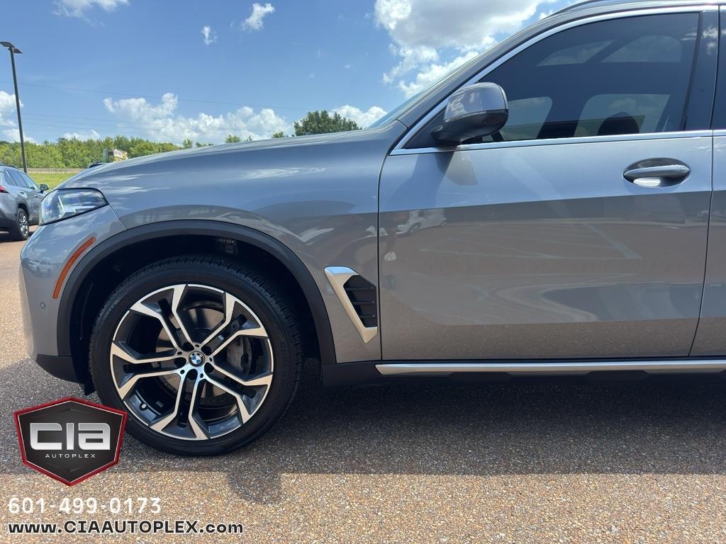 BMW X5 xDrive40i Sports Activity Vehicle 2024