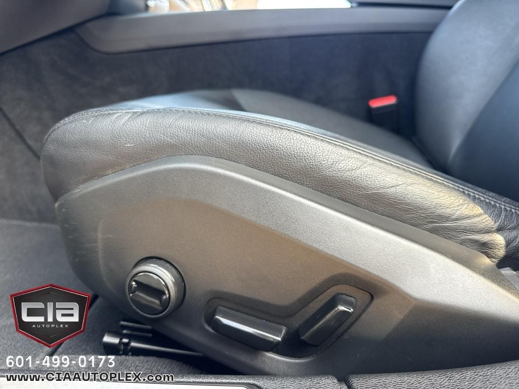 Volvo S60 B5 FWD Core Dark Theme 2024