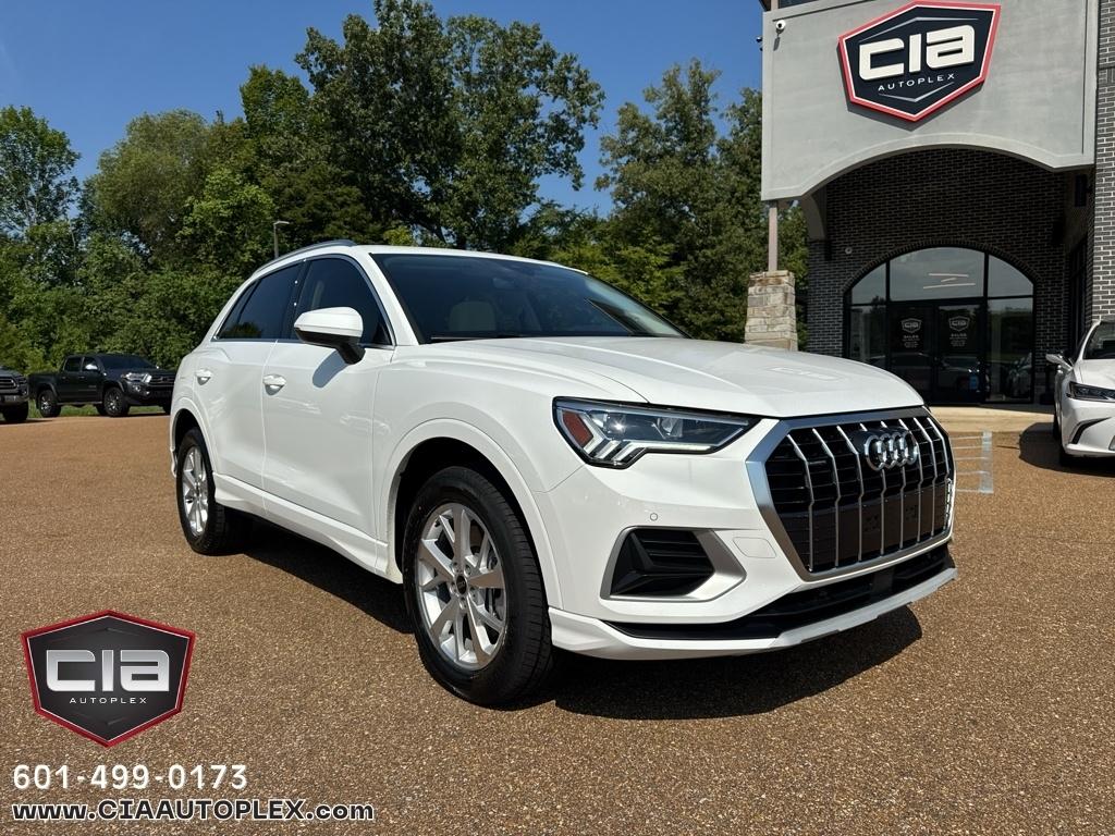 2023 Audi Q3 Premium 40 TFSI quattro