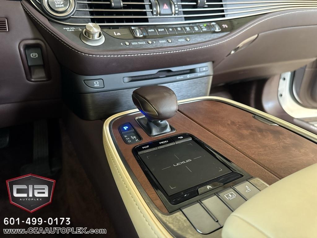 Lexus LS LS 500 RWD 2018