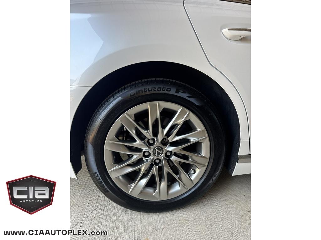 Lexus LS LS 500 RWD 2018