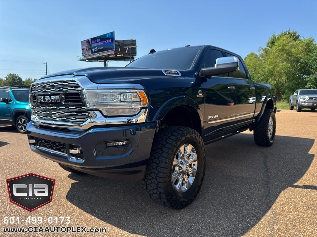 RAM 2500 Limited 4x4 Crew Cab 6'4" Box 2020