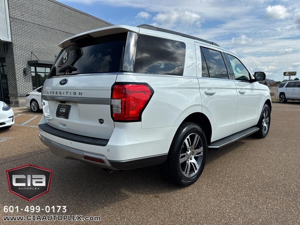 Ford Expedition XLT 4x2 2022