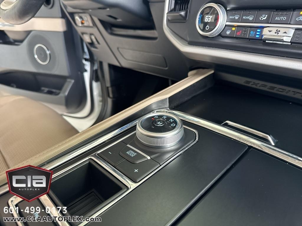 Ford Expedition XLT 4x2 2022