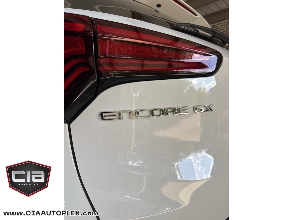 Buick Encore GX FWD 4dr Sport Touring 2024