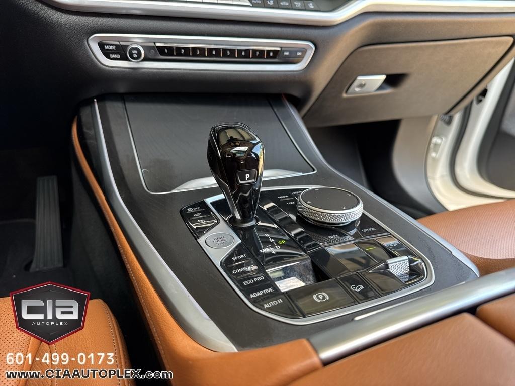 BMW X7 photo 24