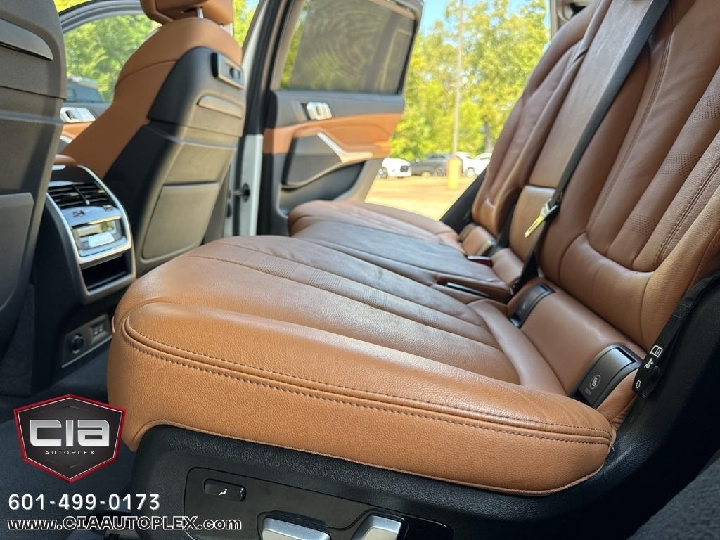 BMW X7 photo 25