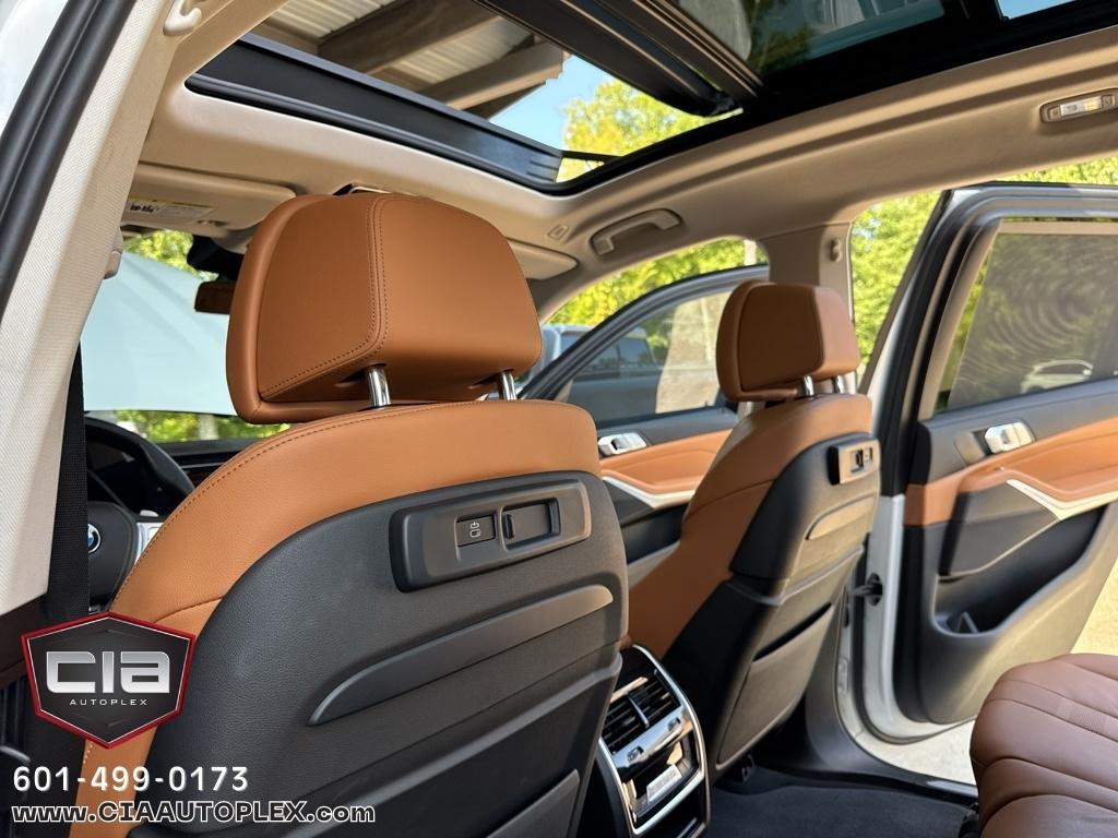 BMW X7 photo 26