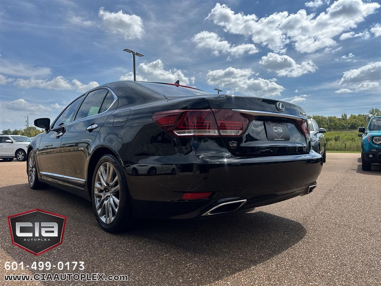 Lexus LS 460 4dr Sdn RWD 2013