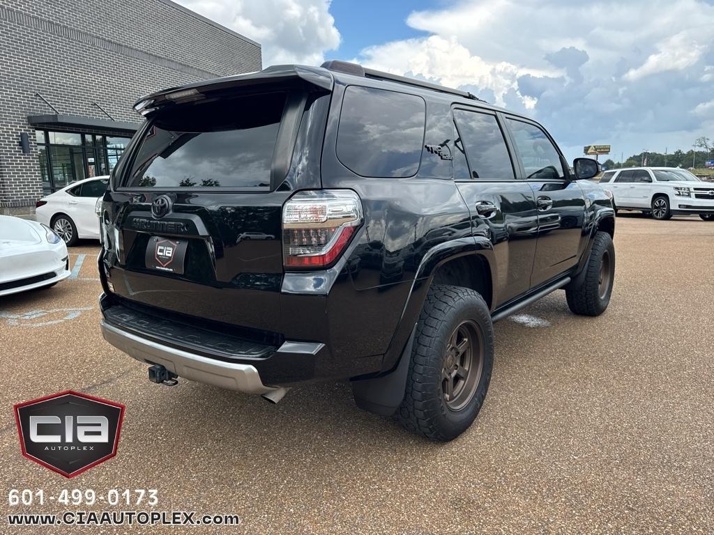 Toyota 4Runner TRD Off Road 4WD (Natl) 2021