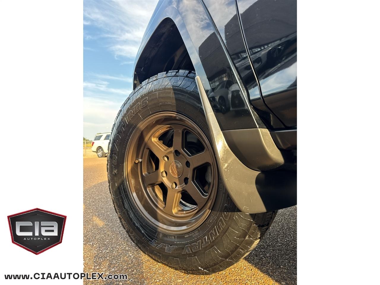 Toyota 4Runner TRD Off Road 4WD (Natl) 2021