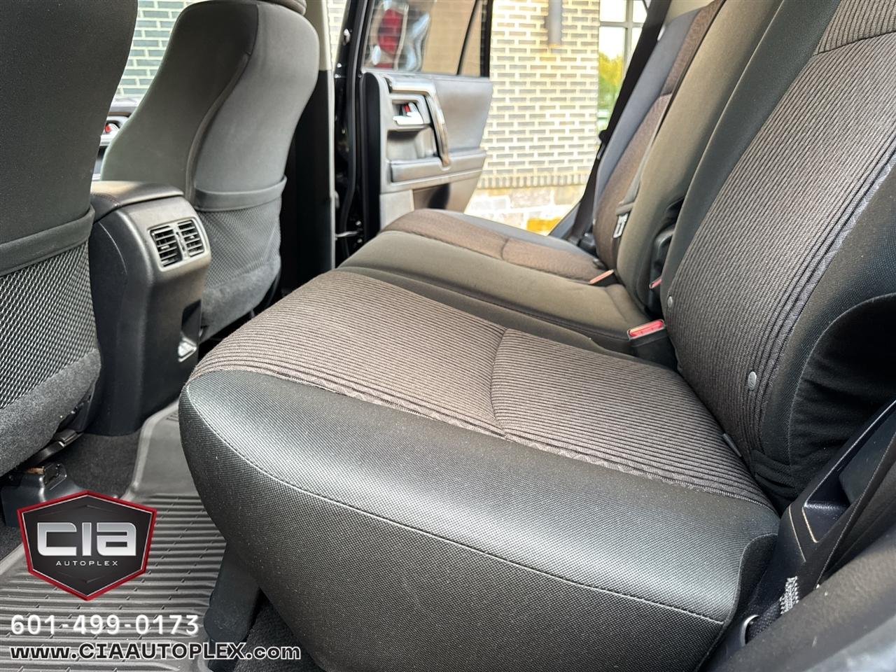 Toyota 4Runner TRD Off Road 4WD (Natl) 2021