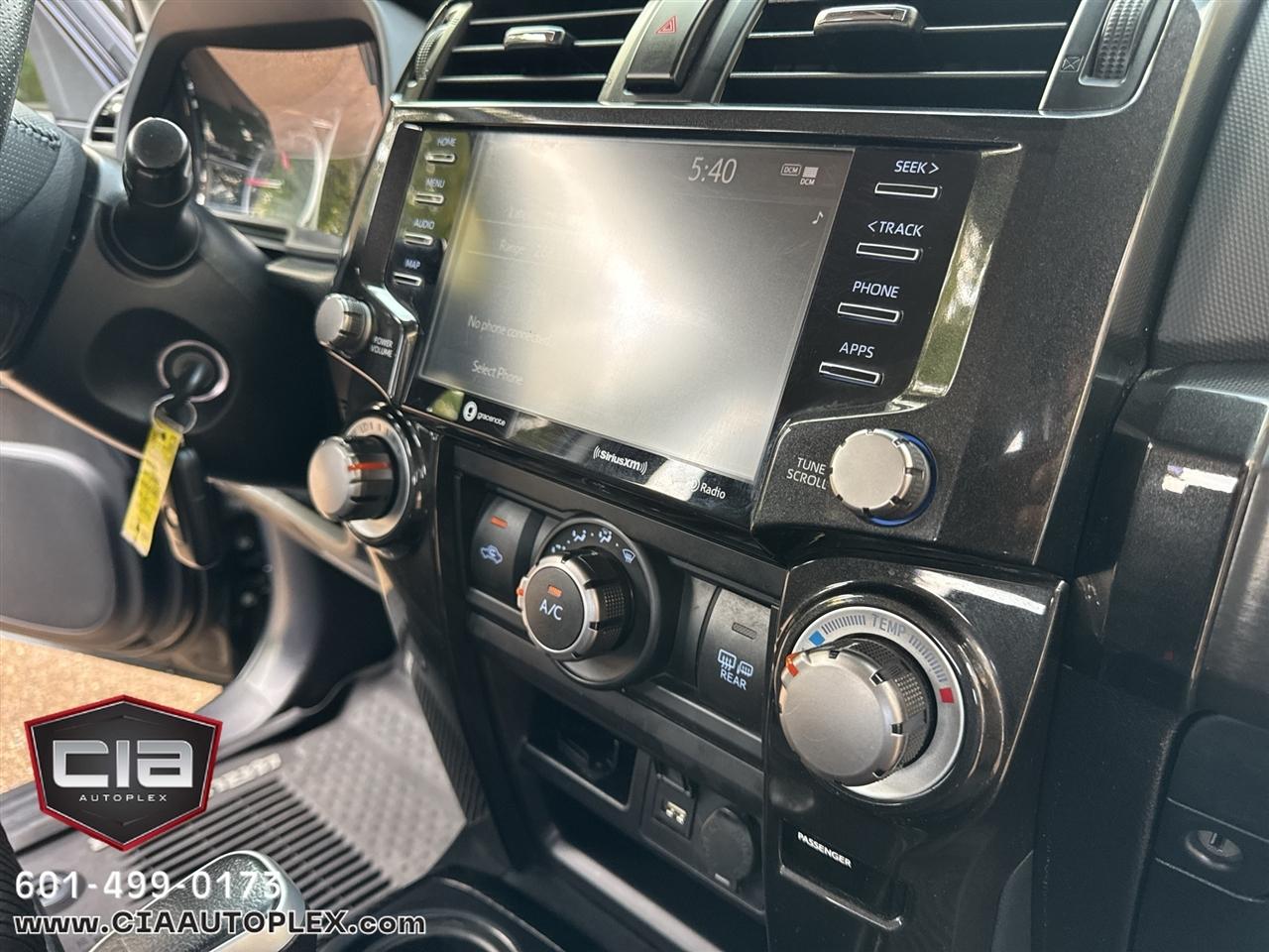 Toyota 4Runner TRD Off Road 4WD (Natl) 2021