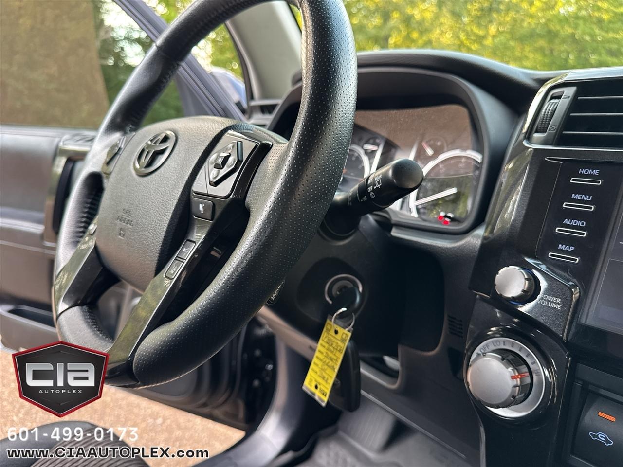 Toyota 4Runner TRD Off Road 4WD (Natl) 2021