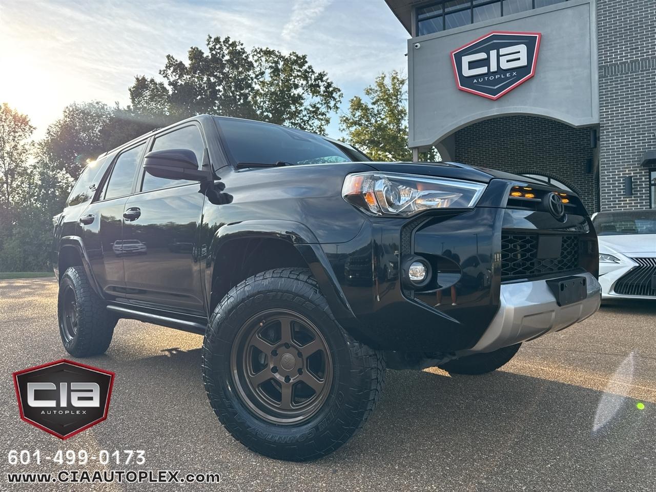 Toyota 4Runner TRD Off Road 4WD (Natl) 2021