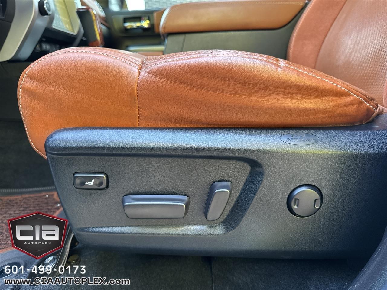 Toyota Tundra 4WD 1794 Edition CrewMax 5.5' Bed 5.7L (Natl) 2020