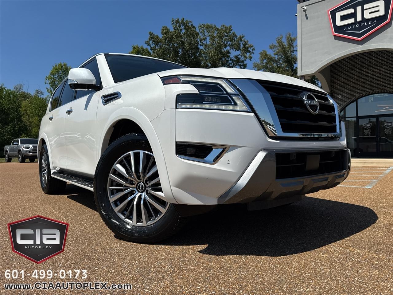 Nissan Armada 4x2 SL 2023