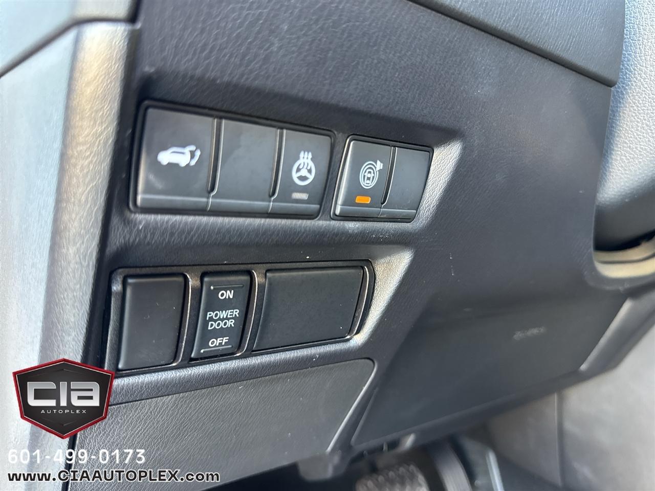 Nissan Armada 4x2 SL 2023