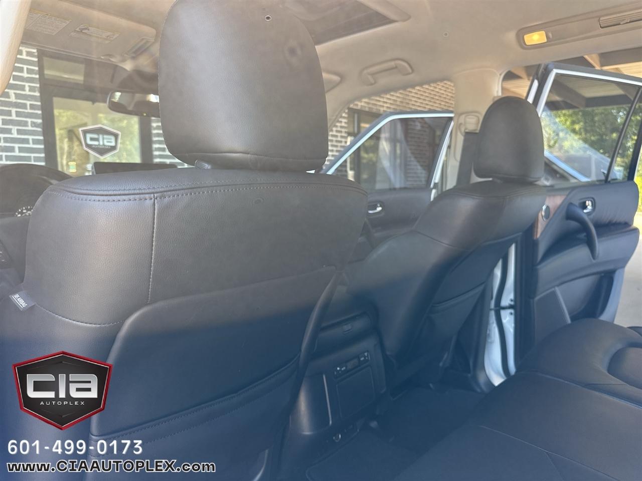 Nissan Armada 4x2 SL 2023