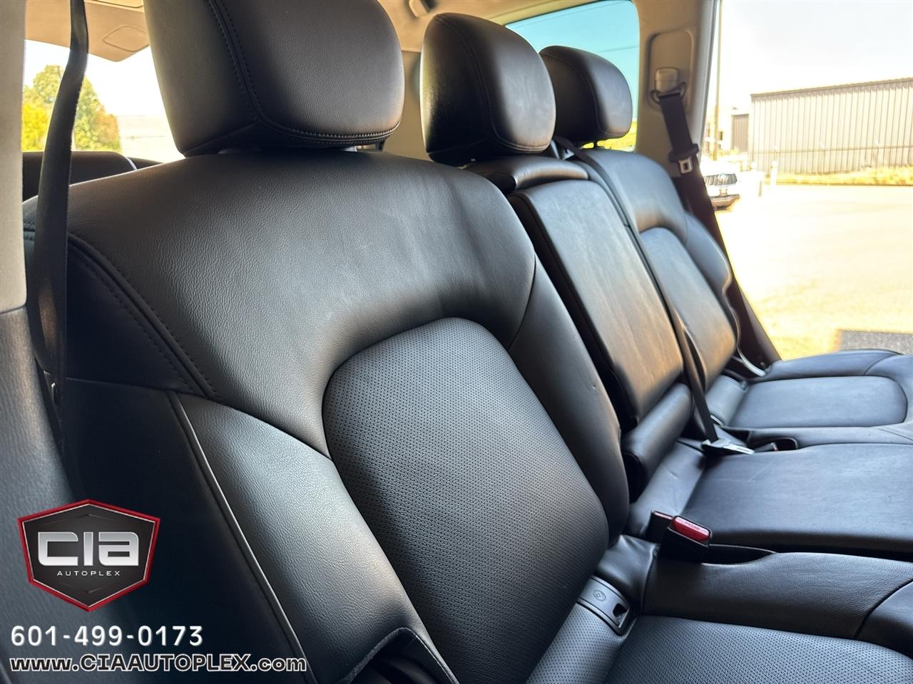 Nissan Armada 4x2 SL 2023