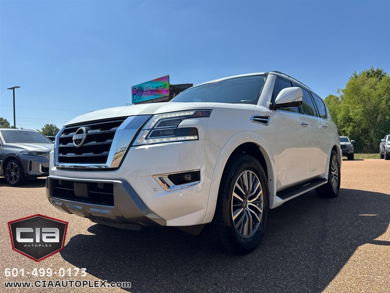 Nissan Armada 4x2 SL 2023