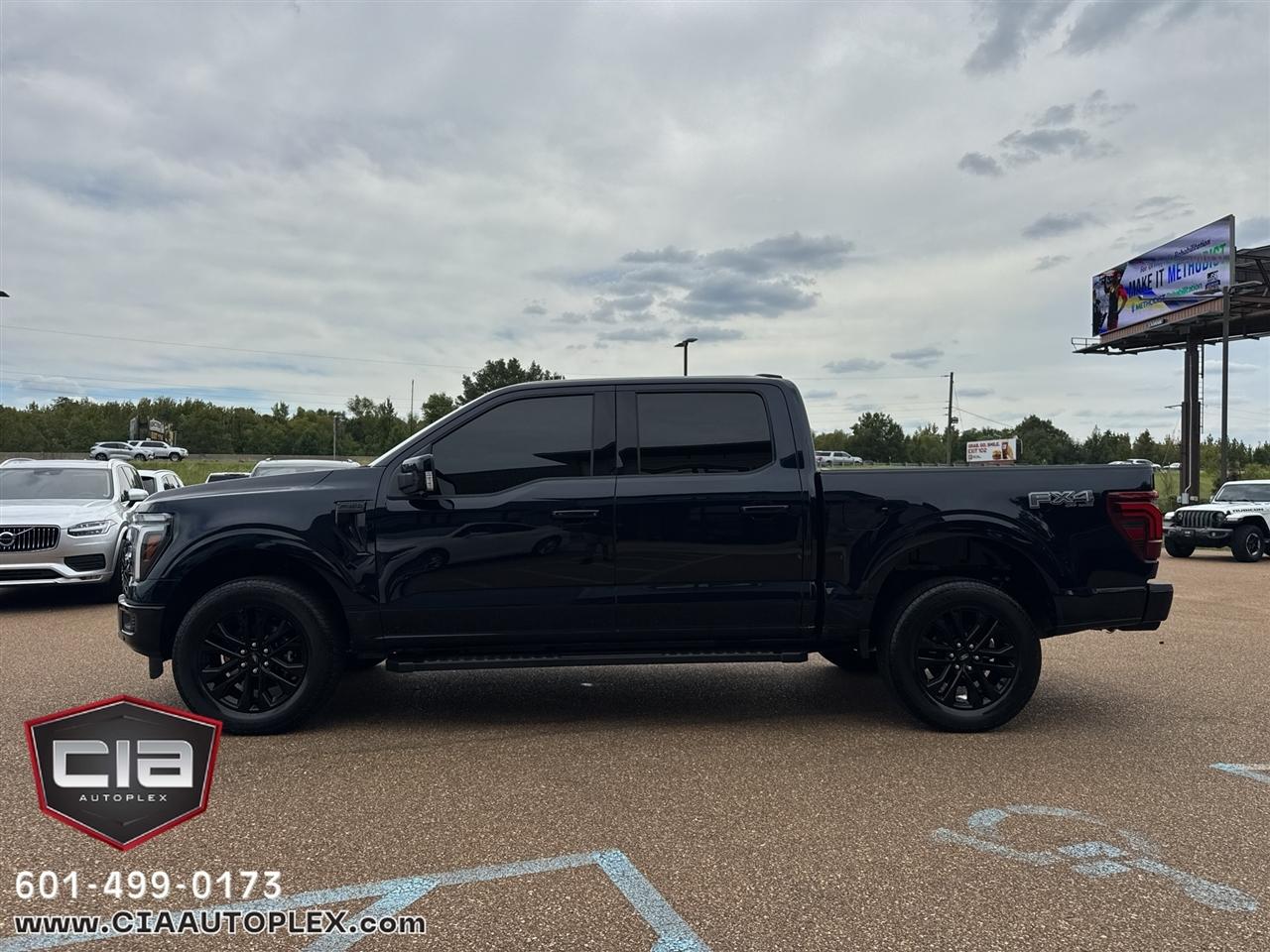Ford F-150 Lariat 4WD SuperCrew 5.5' Box 2025