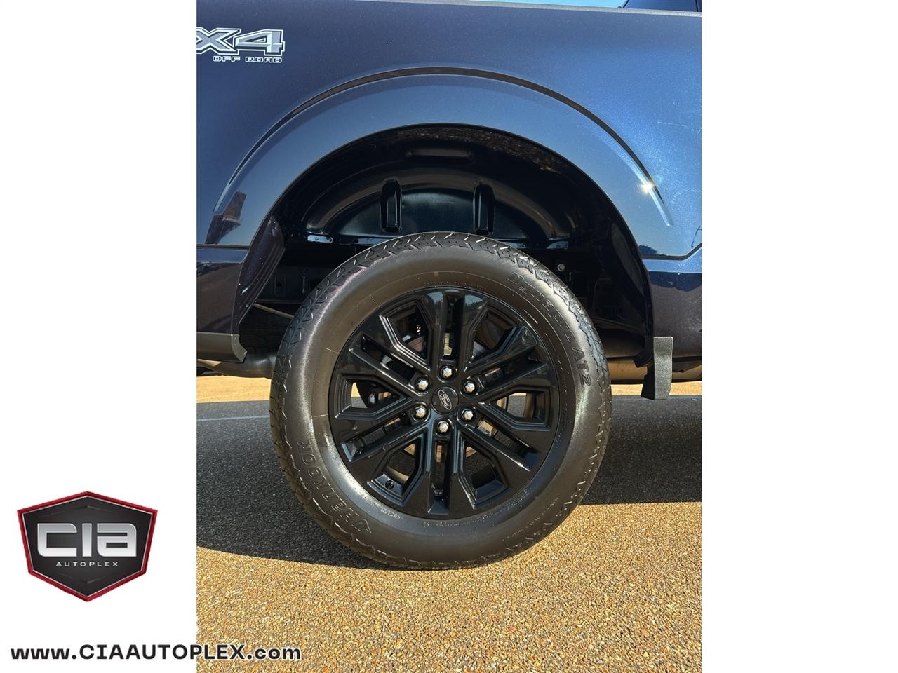 Ford F-150 photo 11