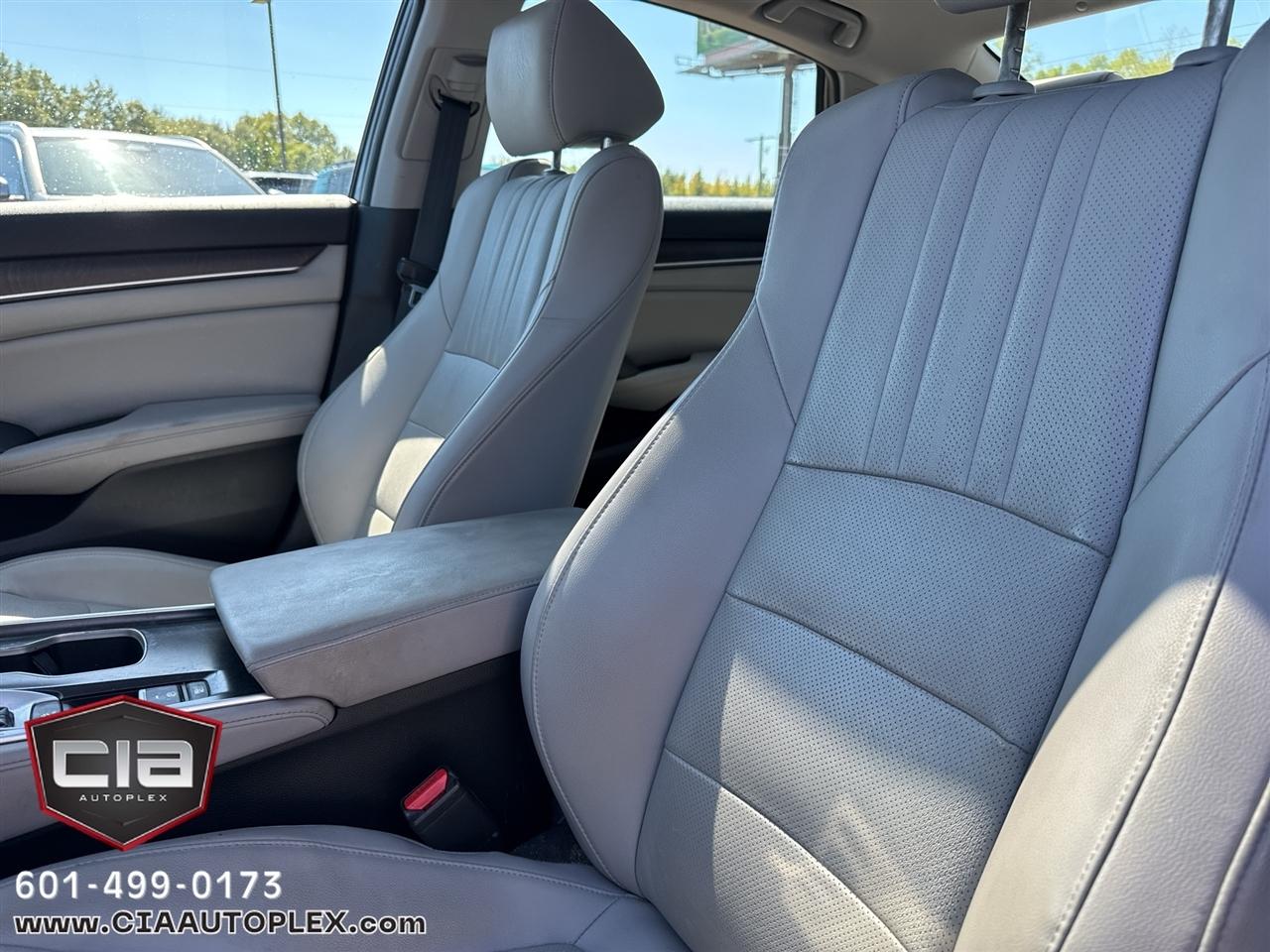 Honda Accord photo 5